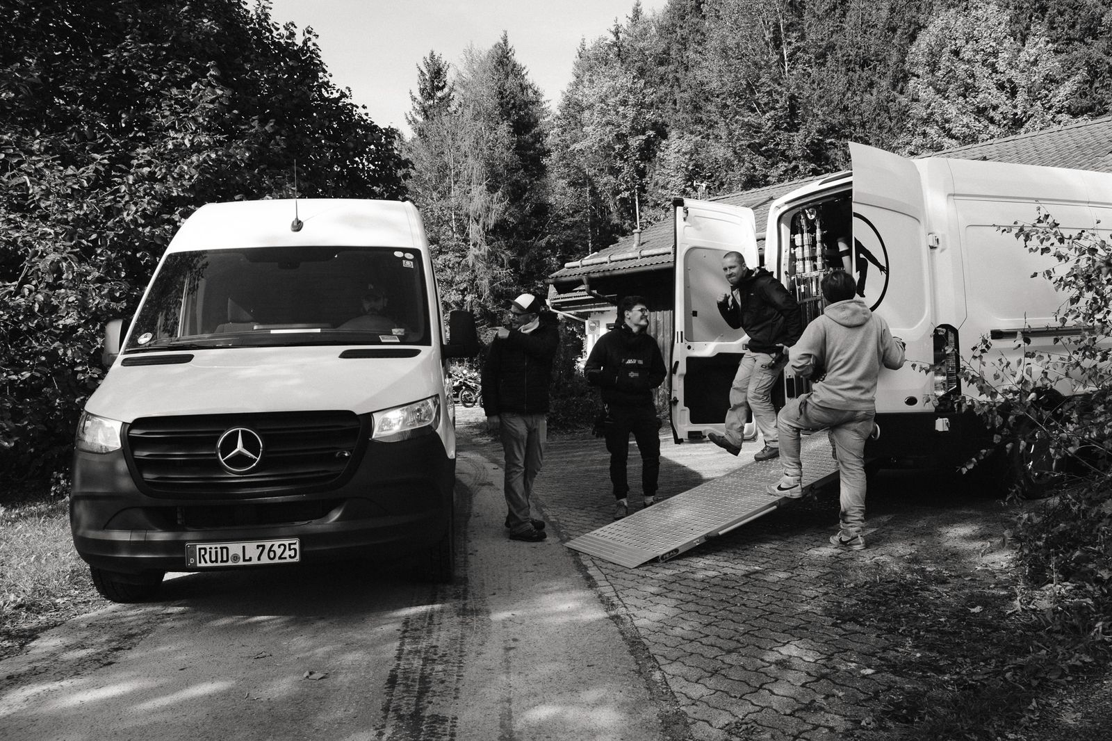 technik-transporter am drehort